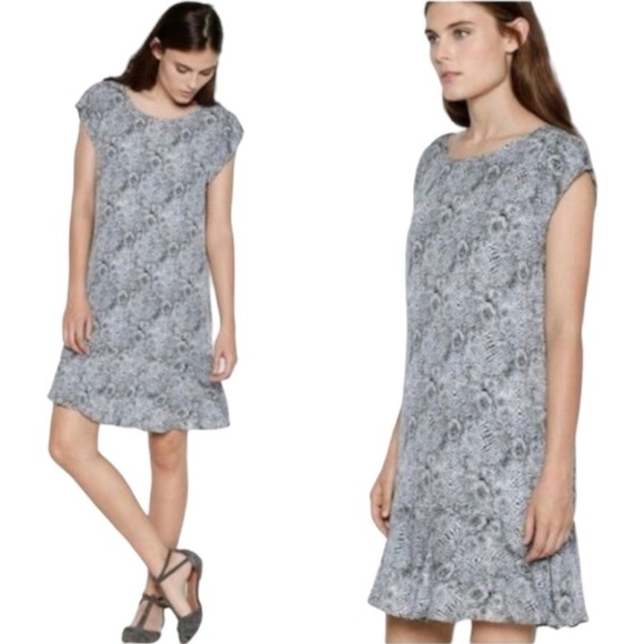 Joie Silk Dress Women's Size Small Grey‎ White Snake Print Ruffled Crepe "Nella" - Picture 1 of 9
